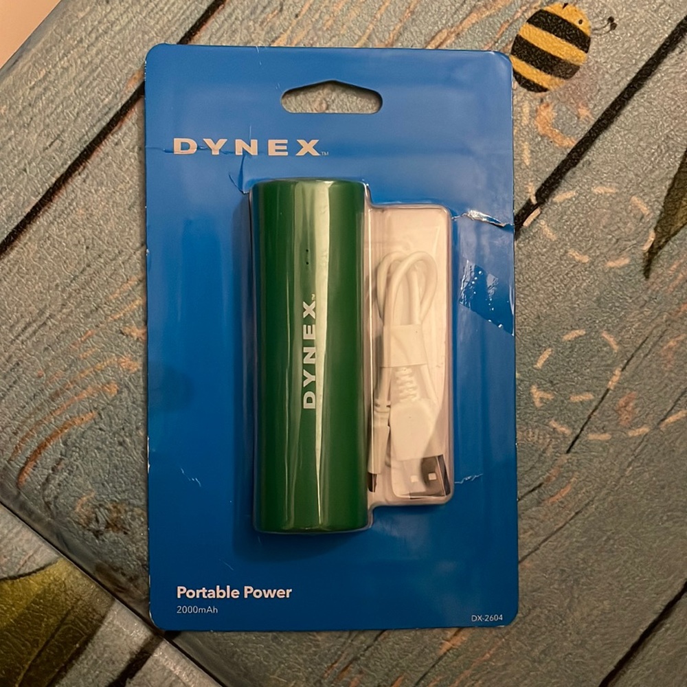 Dynex portable charger